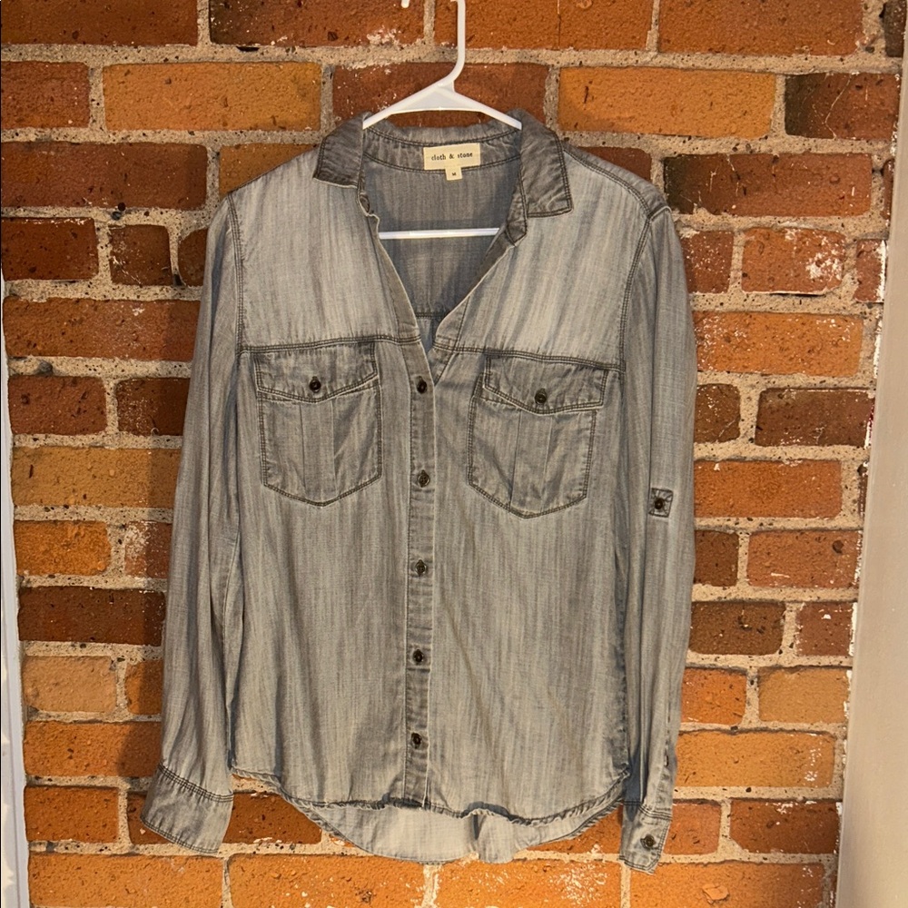 cloth & stone gray button up shirt, size medium